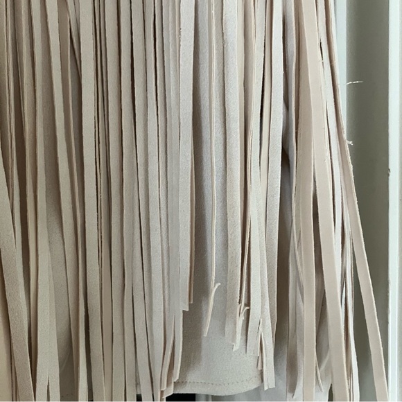 VICI Walford Cropped Fringe Faux Suede Jacket in Sand Large L NEW NWT - Picture 12 of 13